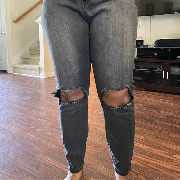 Fashion Nova black distressed jeans - Picture 2 of 3